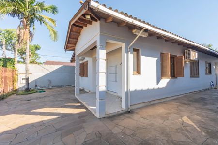 Casa à venda com 118m², 3 quartos e 2 vagas