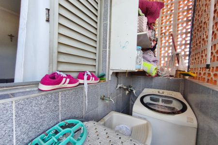 Casa à venda com 390m², 2 quartos e 2 vagasÁrea de Serviço