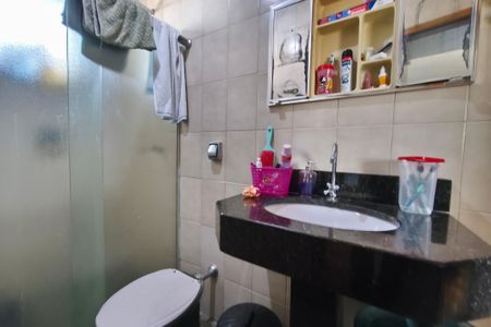 Casa à venda com 390m², 2 quartos e 2 vagasBanheiro