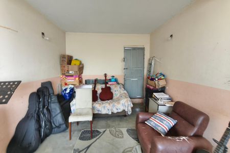 Casa à venda com 390m², 2 quartos e 2 vagasCômodo extra