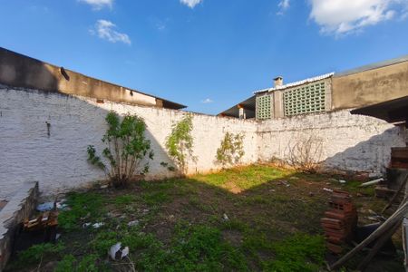 Casa à venda com 390m², 2 quartos e 2 vagasQuintal -