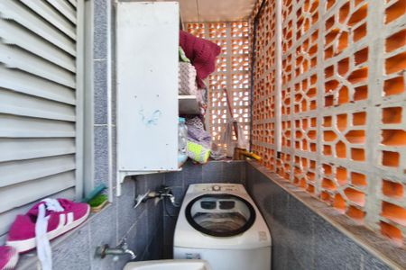 Casa à venda com 390m², 2 quartos e 2 vagasÁrea de Serviço