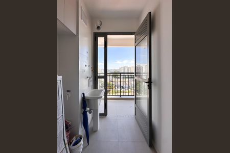 Apartamento para alugar com 61m², 2 quartos e 1 vagaÁrea de Serviço