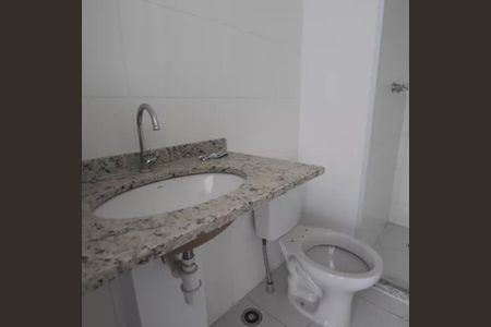 Apartamento para alugar com 36m², 2 quartos e sem vagaBanheiro