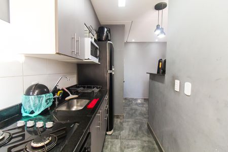 Apartamento à venda com 43m², 2 quartos e 1 vagaCozinha e Área de Serviço