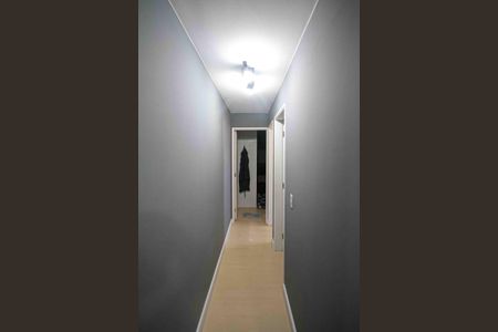 Corredor de apartamento à venda com 2 quartos, 49m² em Jardim Santa Teresinha, São Paulo