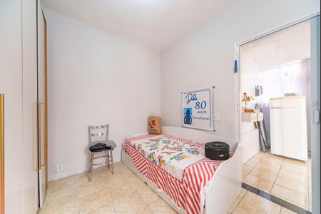 Casa à venda com 200m², 2 quartos e 2 vagasQuarto 2