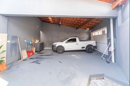 Casa à venda com 200m², 2 quartos e 2 vagasGaragem
