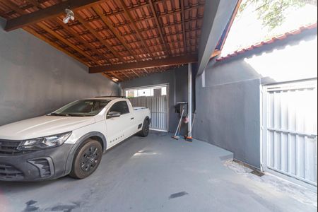 Casa à venda com 200m², 2 quartos e 2 vagasGaragem