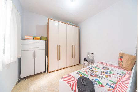 Casa à venda com 200m², 2 quartos e 2 vagasQuarto 2