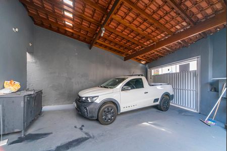 Casa à venda com 200m², 2 quartos e 2 vagasGaragem