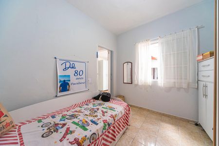 Casa à venda com 200m², 2 quartos e 2 vagasQuarto 2
