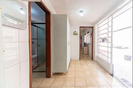 Casa à venda com 200m², 2 quartos e 2 vagasDespensa