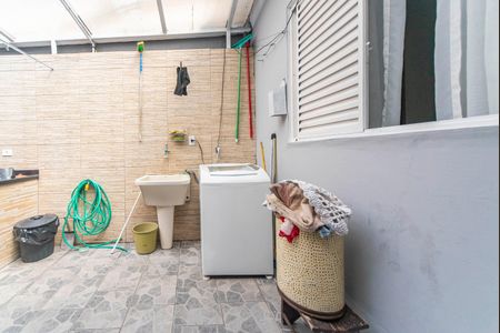 Casa à venda com 200m², 2 quartos e 2 vagasÁrea de Serviço