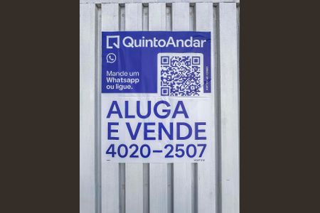 Casa à venda com 200m², 2 quartos e 2 vagasPlaca Instalada na Fachada