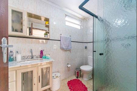 Casa à venda com 200m², 2 quartos e 2 vagasBanheiro Social