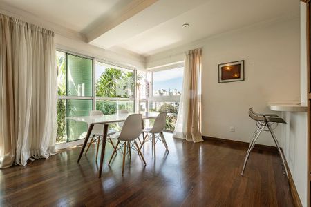 Apartamento para alugar com 128m², 2 quartos e 3 vagas Apartamento para alugar com 128m², 2 quartos e 3 vagasSala/Cozinha