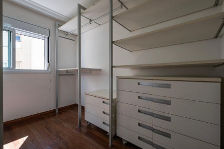 Apartamento para alugar com 128m², 2 quartos e 3 vagas Apartamento para alugar com 128m², 2 quartos e 3 vagasSuíte 1
