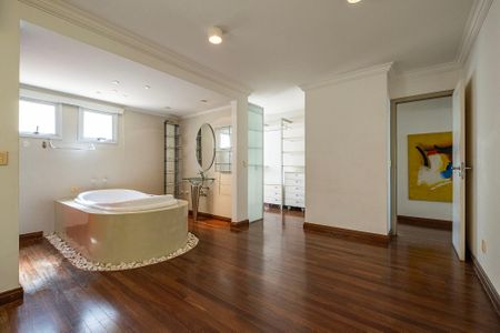 Apartamento para alugar com 128m², 2 quartos e 3 vagas Apartamento para alugar com 128m², 2 quartos e 3 vagasSuíte 1