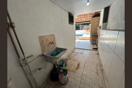 Casa à venda com 150m², 3 quartos e sem vagaÁrea de Serviço
