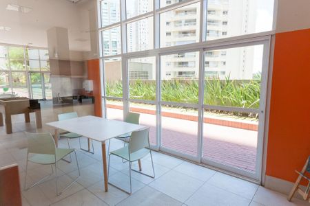Apartamento para alugar com 77m², 2 quartos e 2 vagasÁrea comum