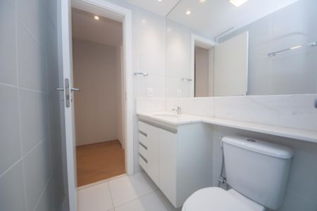 Apartamento para alugar com 77m², 2 quartos e 2 vagasBanheiro Social