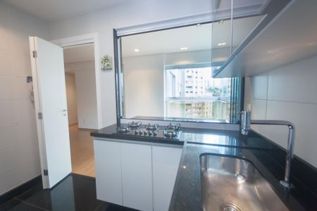 Apartamento para alugar com 77m², 2 quartos e 2 vagasCozinha