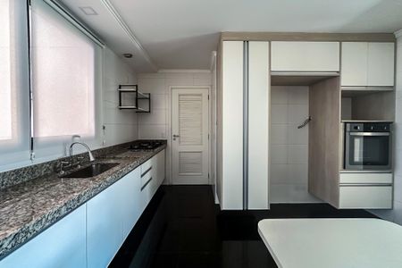 Apartamento para alugar com 186m², 3 quartos e 4 vagasCozinha