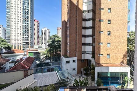 Apartamento para alugar com 186m², 3 quartos e 4 vagasVista