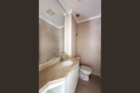 Apartamento para alugar com 186m², 3 quartos e 4 vagasLavabo