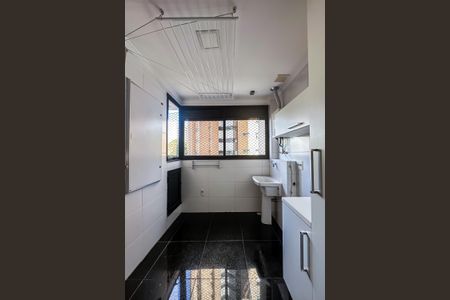 Apartamento para alugar com 186m², 3 quartos e 4 vagasÁrea de Serviço