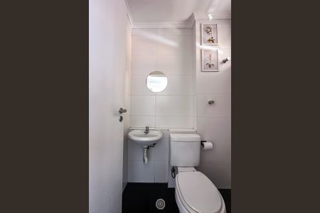 Apartamento para alugar com 186m², 3 quartos e 4 vagasBanheiro de serviço