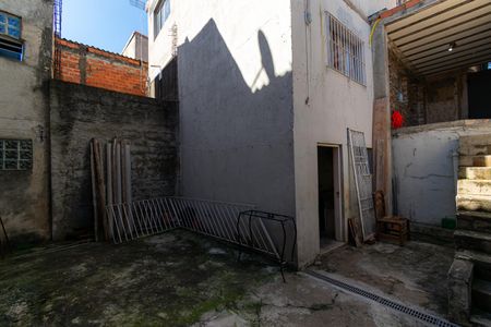 Casa à venda com 95m², 2 quartos e sem vagaQuintal