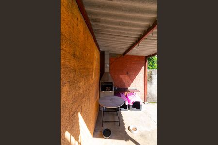 Casa à venda com 95m², 2 quartos e sem vagaQuintal - Churrasqueira