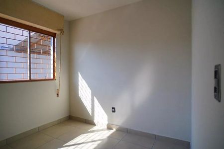 Quarto 1 de casa para alugar com 3 quartos, 82m² em Passo das Pedras, Porto Alegre