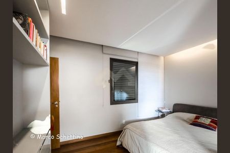 Apartamento à venda com 156m², 4 quartos e 3 vagas