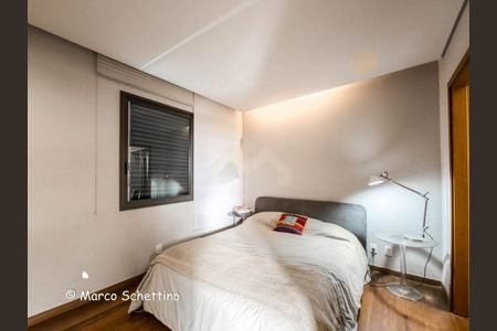 Apartamento à venda com 156m², 4 quartos e 3 vagas