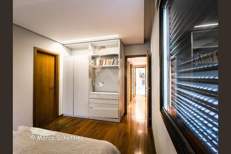 Apartamento à venda com 156m², 4 quartos e 3 vagas