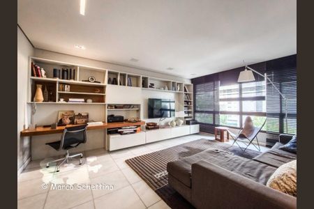Apartamento à venda com 4 quartos, 156m² em Belvedere, Belo Horizonte