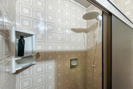 Casa para alugar com 264m², 4 quartos e 5 vagas Casa para alugar com 264m², 4 quartos e 5 vagasBanheiro da Suíte