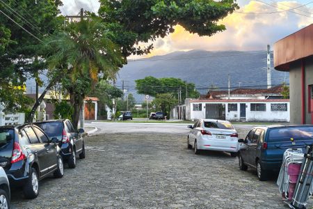 Casa para alugar com 264m², 4 quartos e 5 vagas Casa para alugar com 264m², 4 quartos e 5 vagasVista da Rua