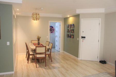 Apartamento à venda com 114m², 3 quartos e 2 vagasSala