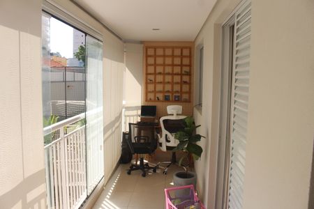 Apartamento à venda com 114m², 3 quartos e 2 vagasVaranda