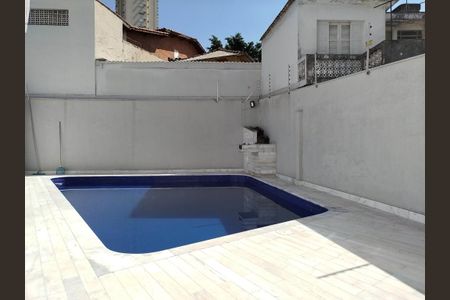 Casa para alugar com 486m², 4 quartos e 9 vagasPiscina