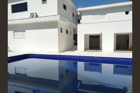 Casa para alugar com 486m², 4 quartos e 9 vagasPiscina
