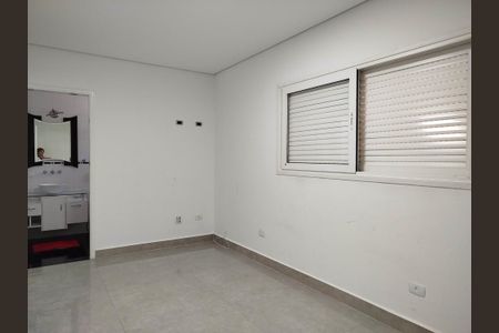 Casa para alugar com 486m², 4 quartos e 9 vagasSuíte 2