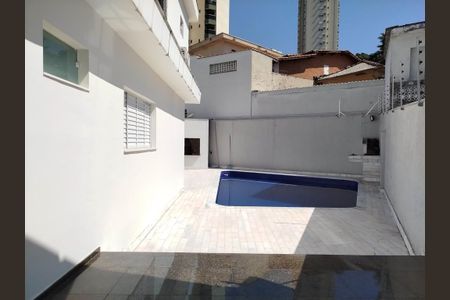 Casa para alugar com 486m², 4 quartos e 9 vagasPiscina
