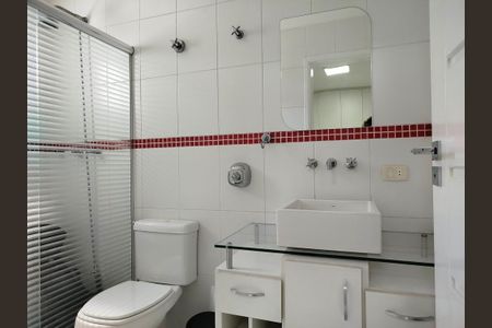 Casa para alugar com 486m², 4 quartos e 9 vagasBanheiro - suíte 3