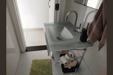 Casa para alugar com 486m², 4 quartos e 9 vagasBanheiro 6 - piscina