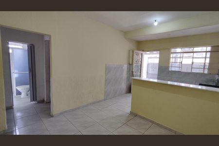Sala de casa para alugar com 1 quarto, 103m² em Vila Maria Rosa, Ferraz de Vasconcelos